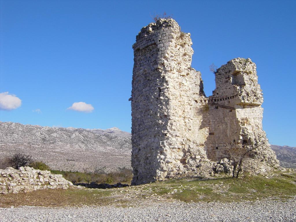 Apartments Dalmacija Starigrad Paklenica Εξωτερικό φωτογραφία